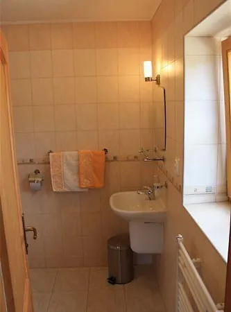 Koliba U Kuba A Rekreacne * Hrustin